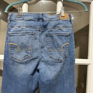 Never Worn! American Eagle Jeans Sz 4 Short